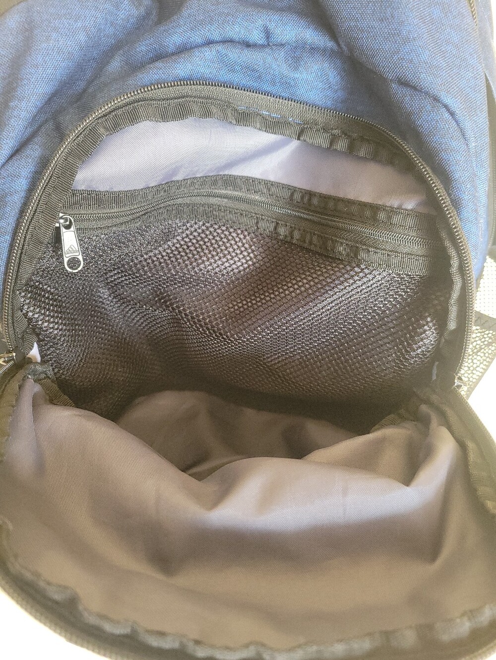 Adidas Backpack - Picture 6 of 8